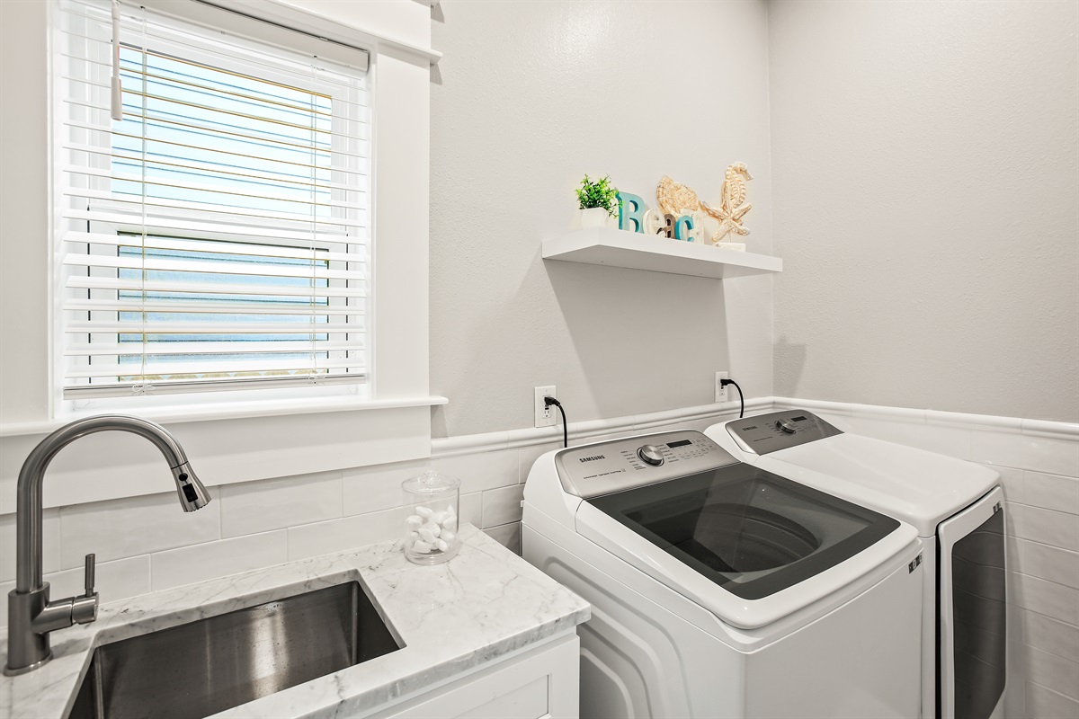 Laundry Room with Sink