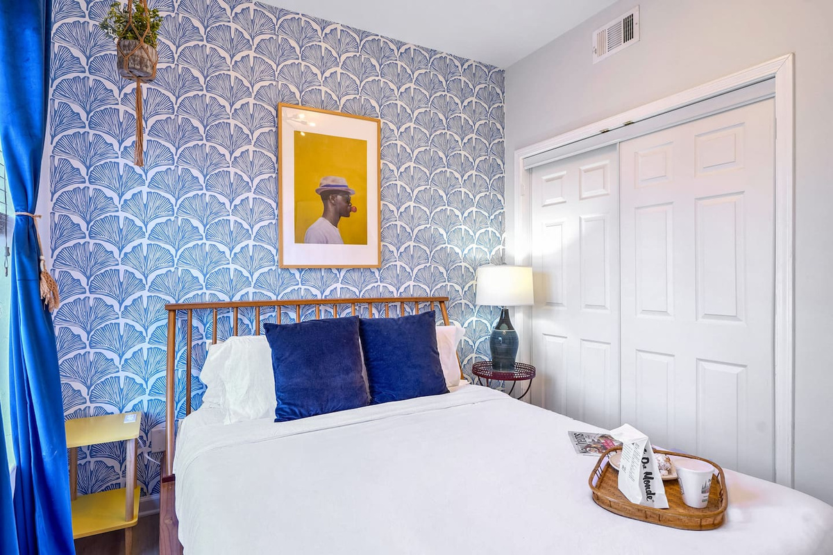 The 'Blue Room' is cozy and cute, with a huge closet to store your luggage and keep you organized!