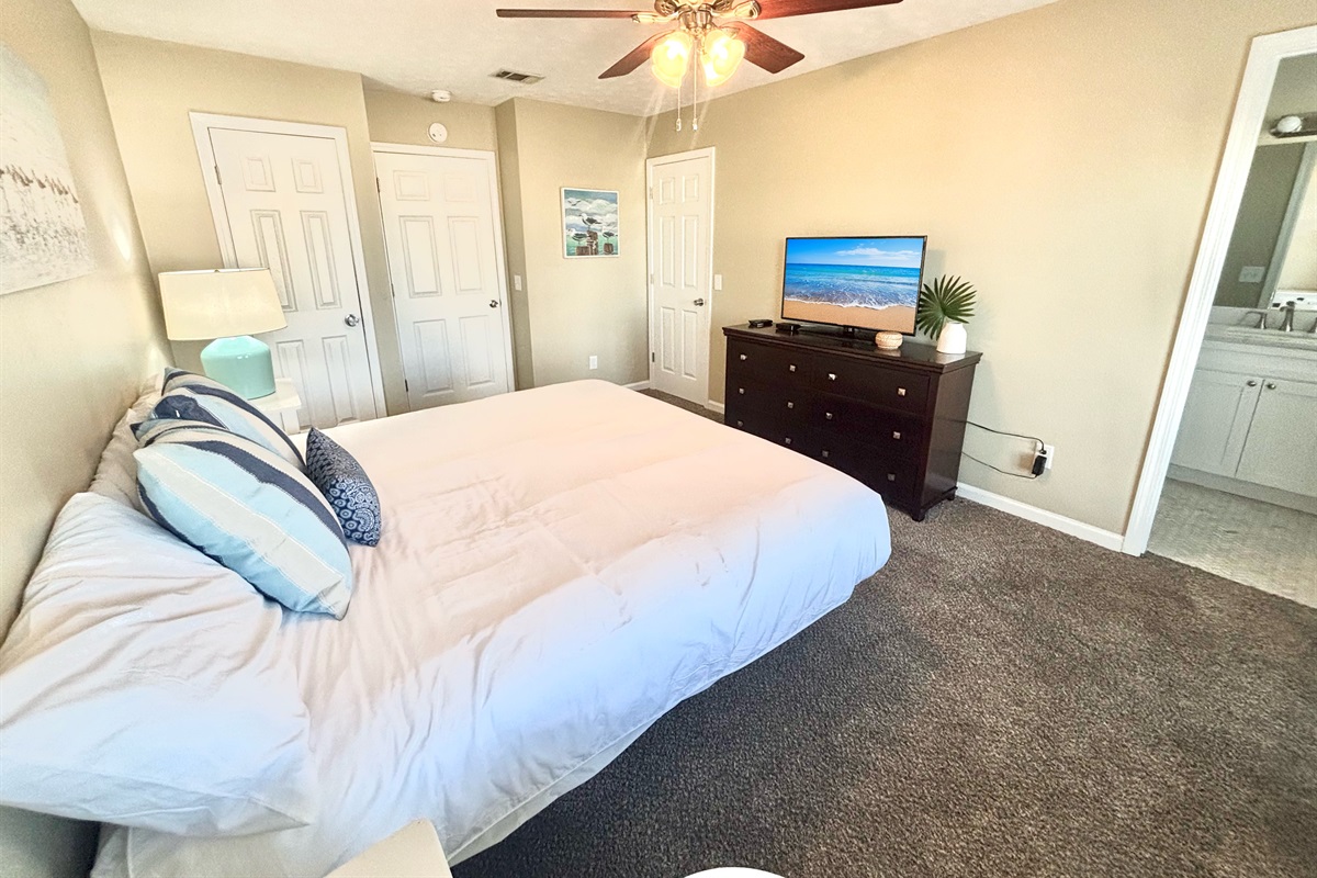 Master Bedroom with flatscreen TV