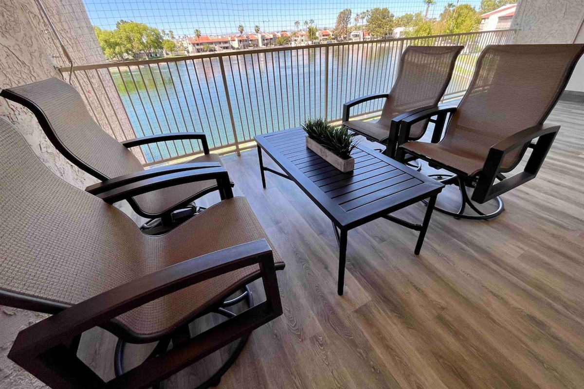 Quiet Desert Getaway with Lake View — Quiet Desert Getaway with Lake View, Phoenix, Arizona — photo 4