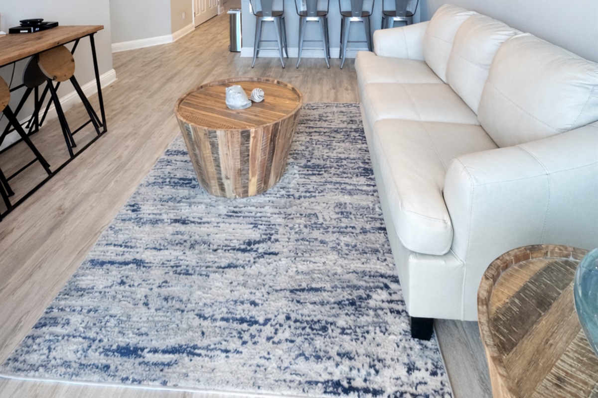 Queen sleeper sofa, wall mounted TV, direct balcony access and an Amazing Gulf view! 