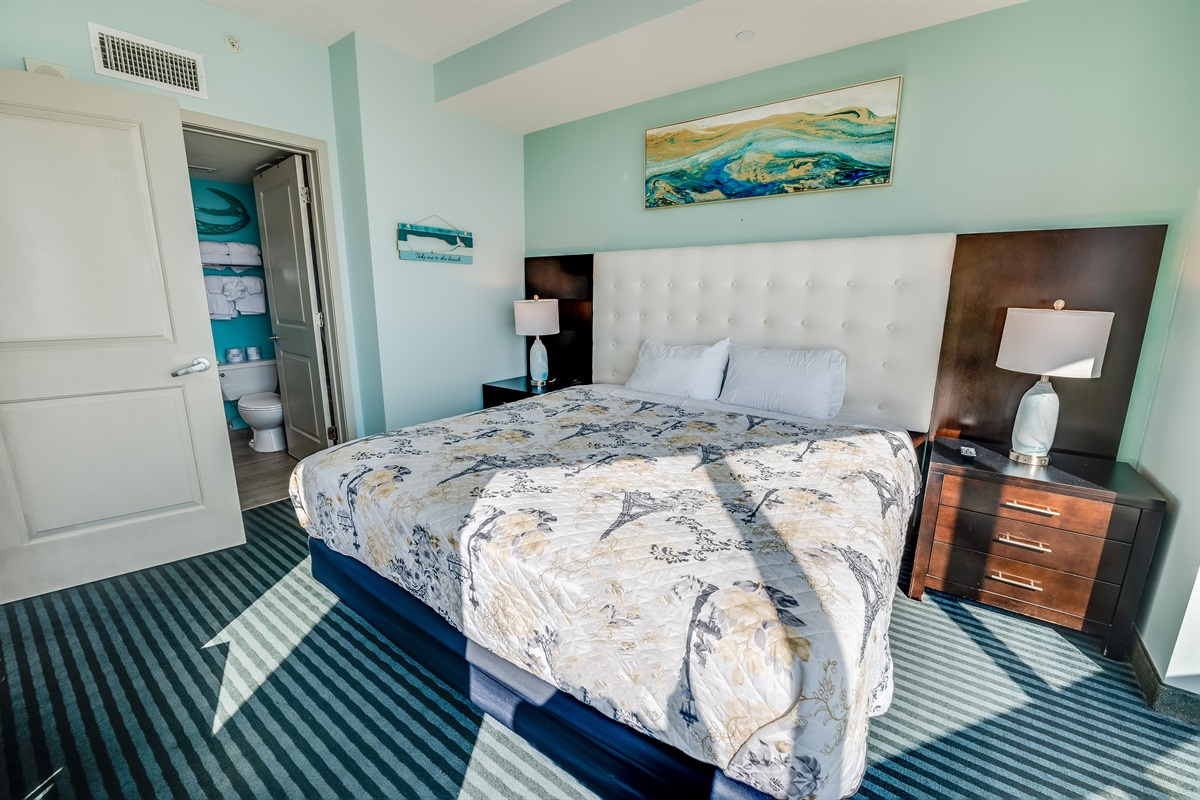 Beautiful Bedroom with Amazing Views 🌊☀️