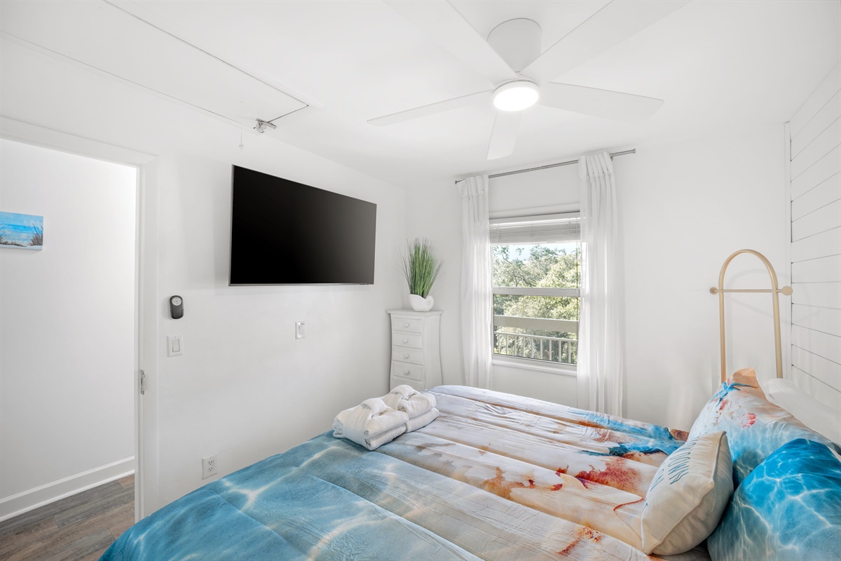 Bedroom King Bed Breakers 324 Hilton Head SC 