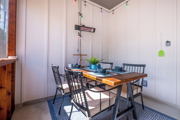 Screened-In Patio