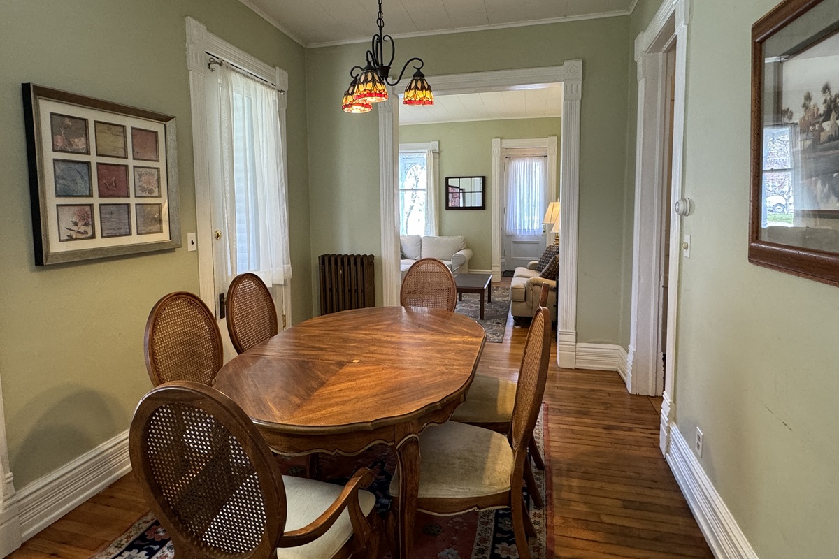 Dining room into living room