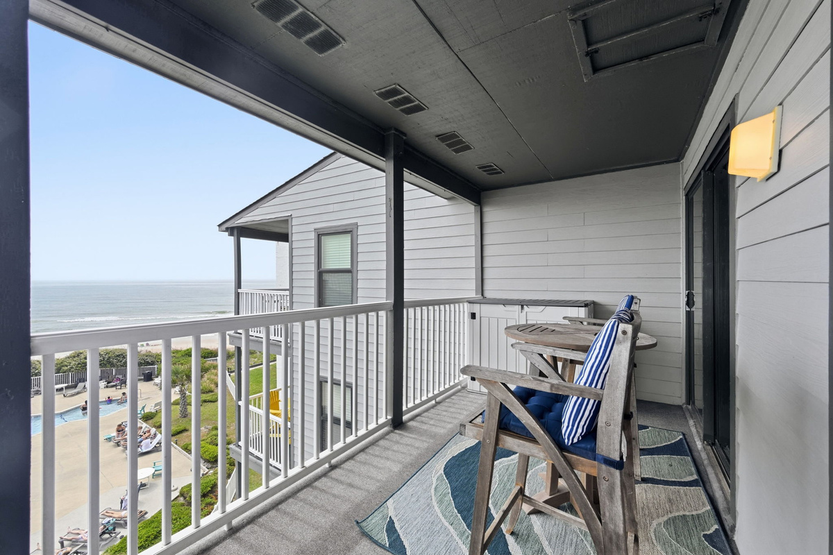 Your front-row seat to sunny pool days and relaxing coastal moments.