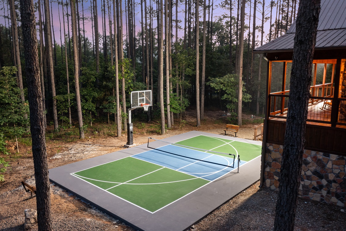 At Madison Arbor, you and your family can look forward to tall trees, abundant wildlife, and a comfortable retreat that promises a memorable experience.