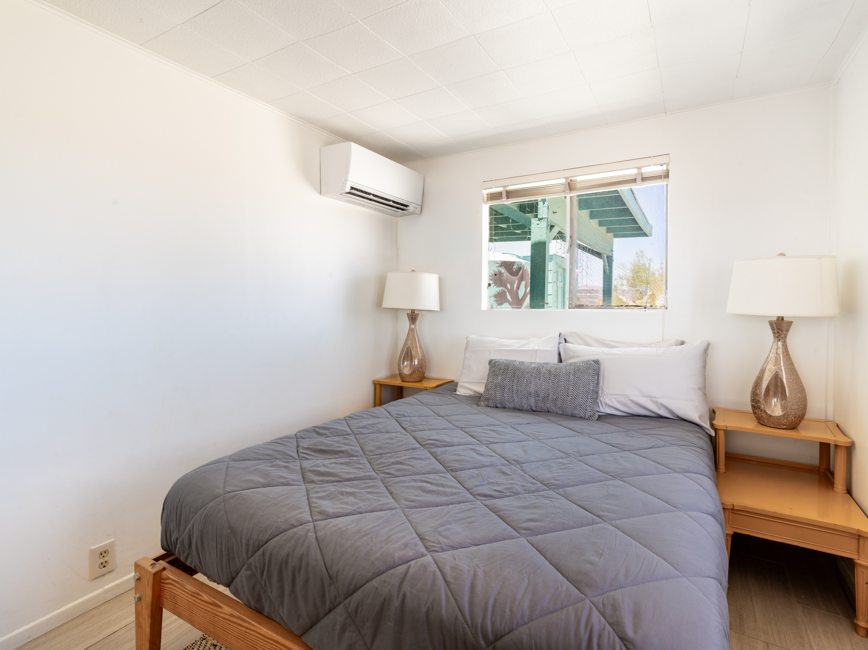Second bedroom