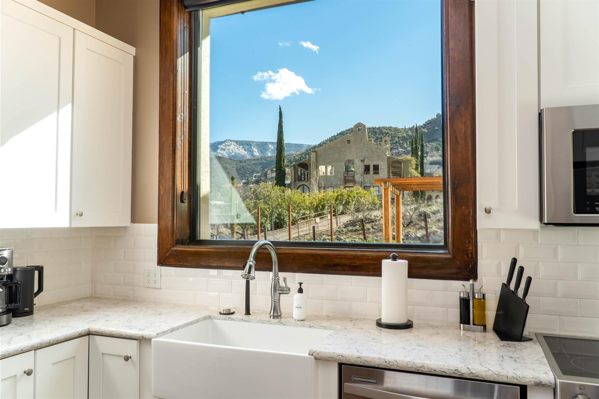 View of Historic Daisy