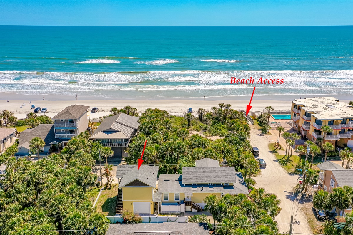 Just a 30 Second Walk to the Beach!