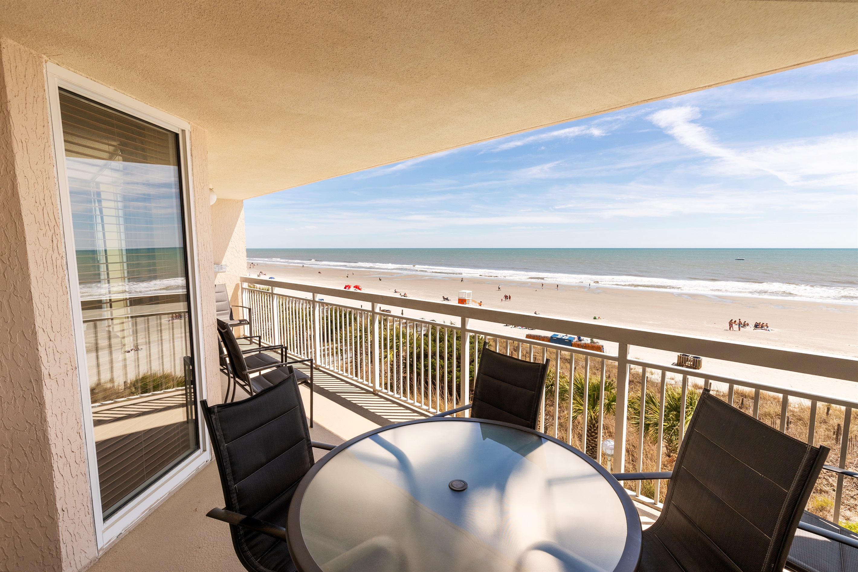 Balcony Dining