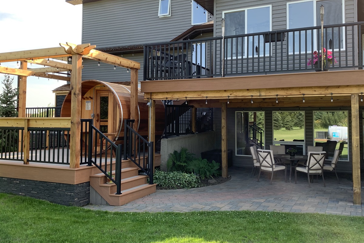 SAUNA DECK AND SWING BENCH