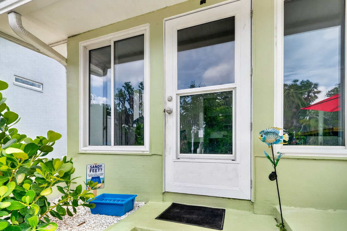 Rear entrance door