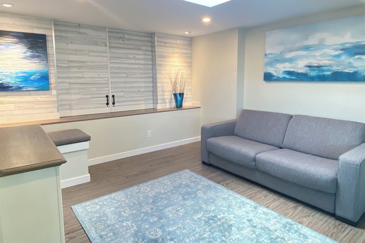 Cozy loft for relaxation & a great view!