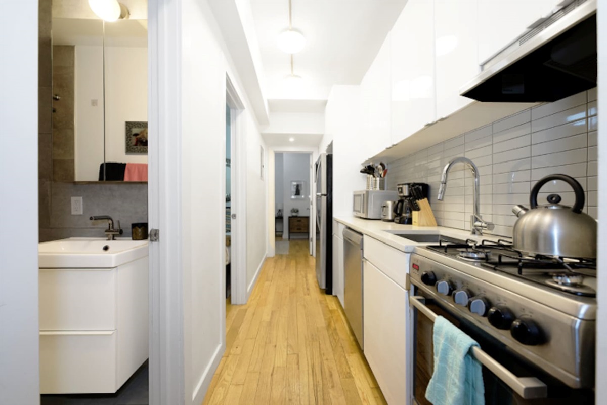 Full Kitchen