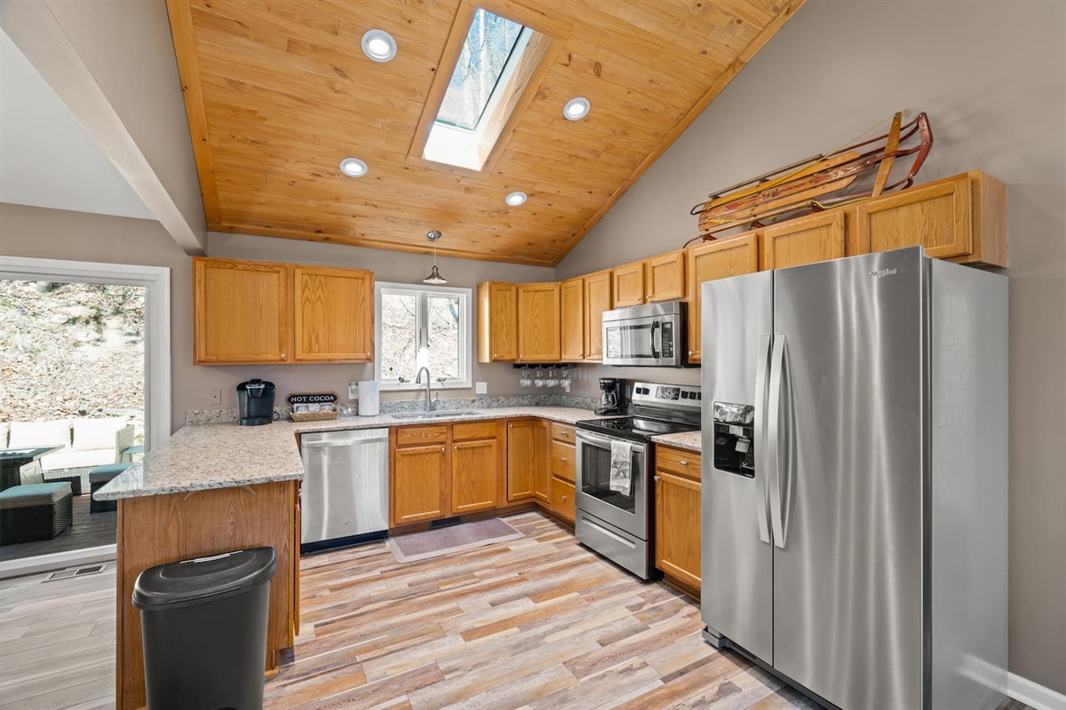 Fully furnished with new granite countertops and stainless appliances