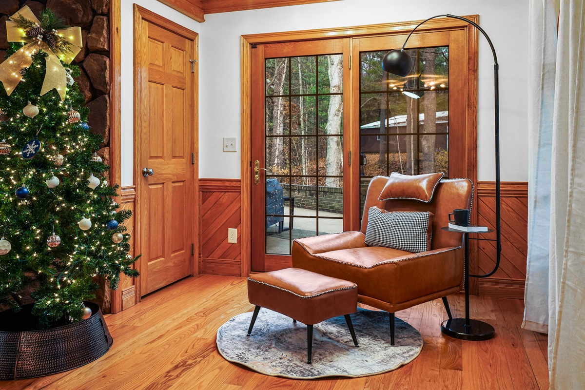 Holiday decor starting Dec 1st!