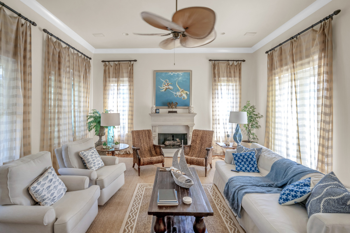 Main Living Room with TV.