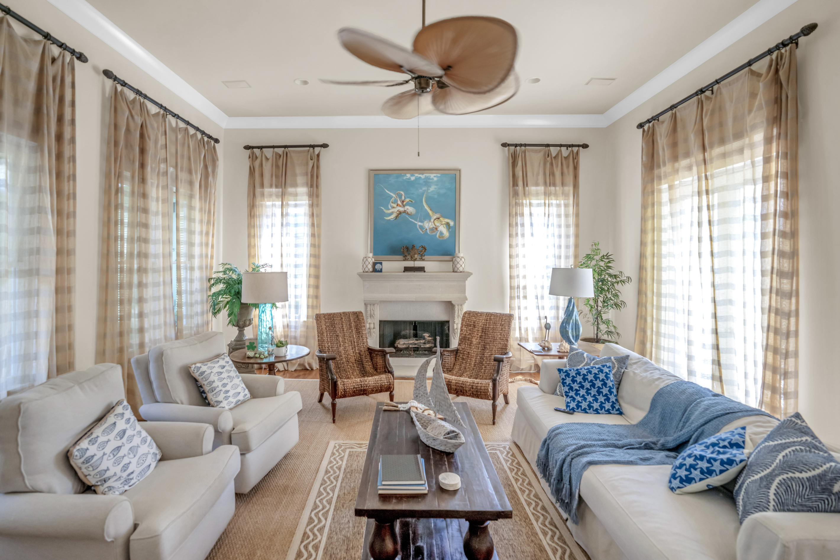 Main Living Room with TV.