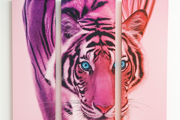 Elevate your stay with this exclusive Paul Fuentes pop art masterpiece. A statement piece that perfectly complements a luxurious getaway.