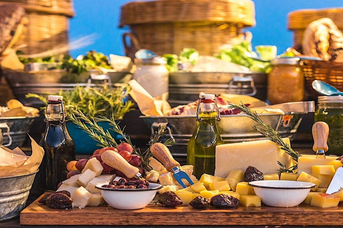 Dining at Hacienda Del Mar Cabo, Vacation Travel Exclusives