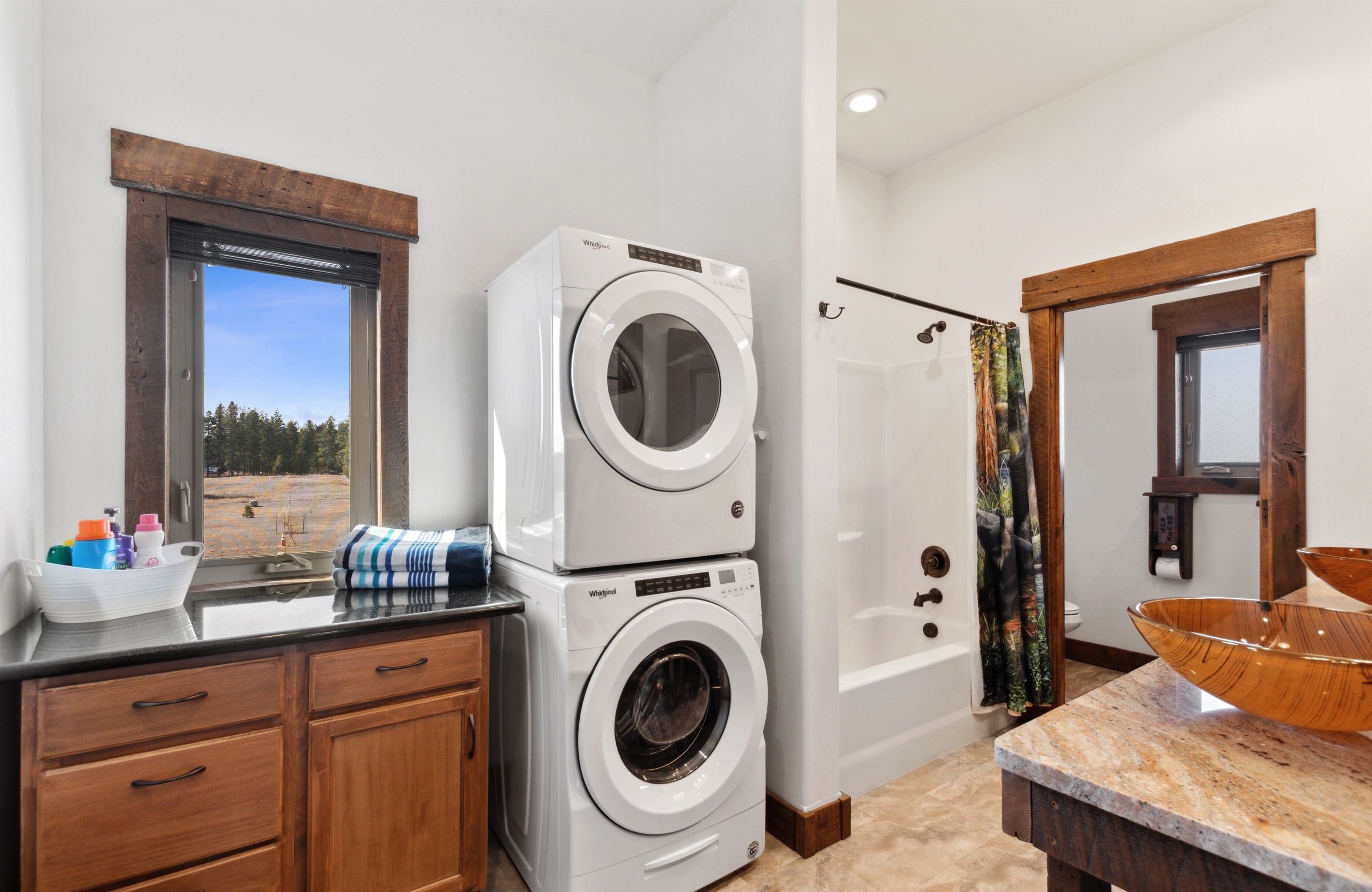 Enjoy the views while taking care of laundry in style!