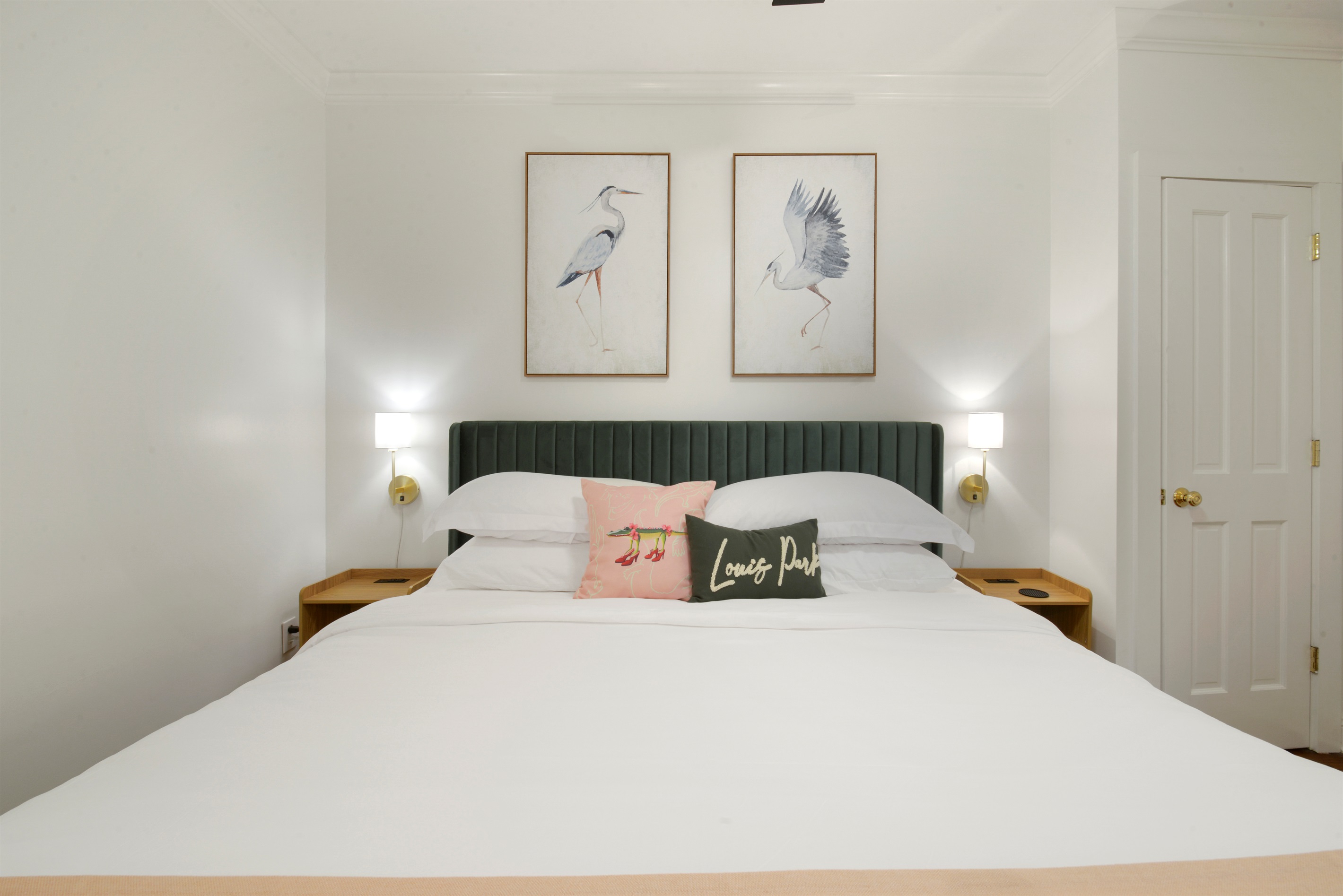 Mayfield King Bed