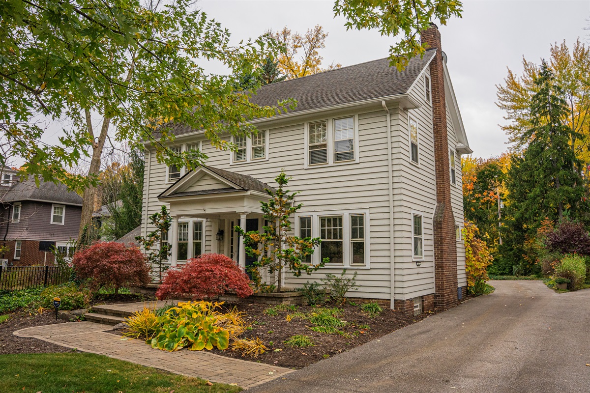 Shared Easement Leads to the Garage in the Backyard.