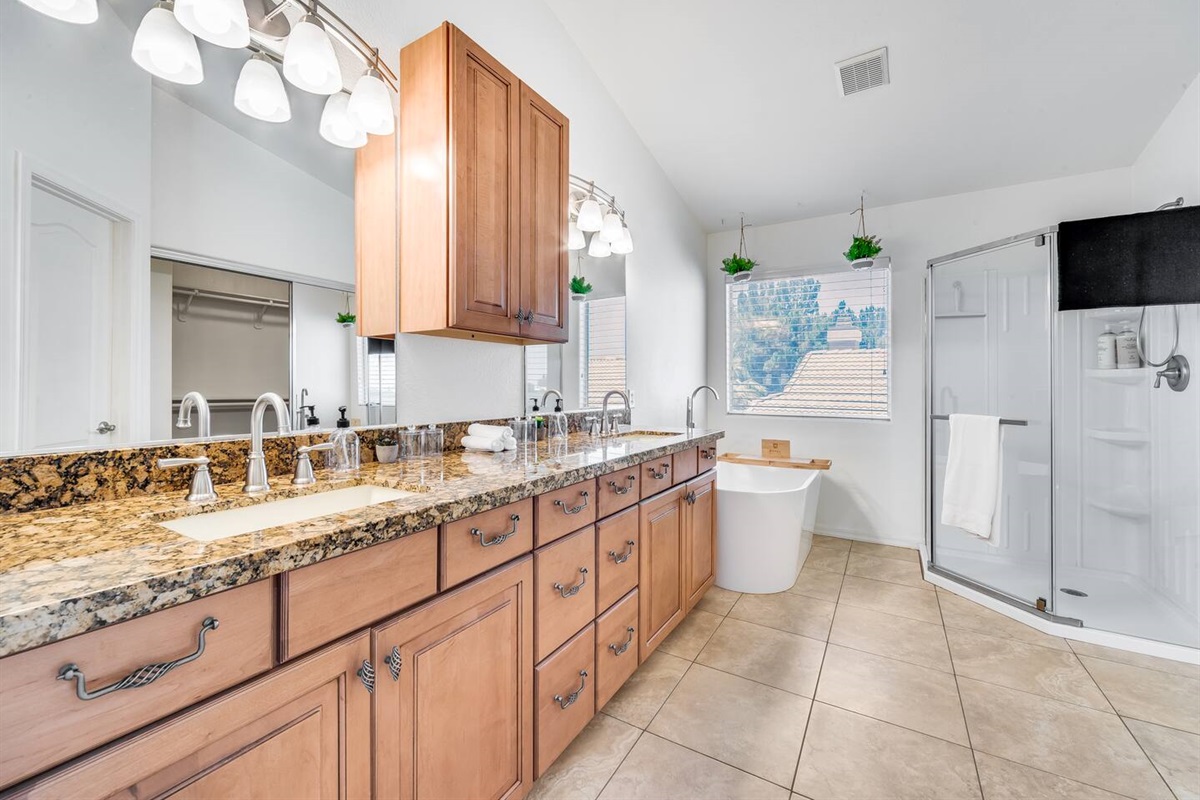 Peoria Home with Heated Pool + Hot Tub — Peoria Home with Heated Pool + Hot Tub, Peoria, Arizona — photo 19
