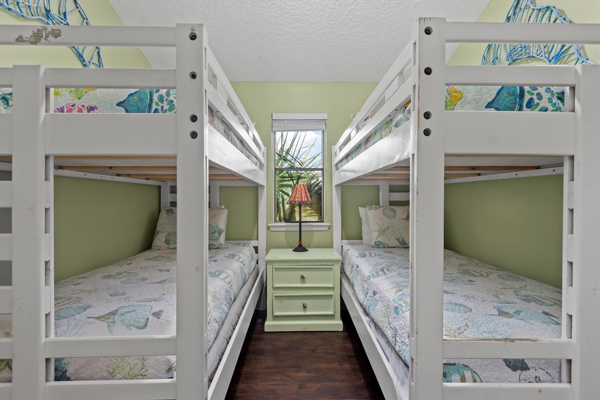 ae669b9548444f81ae3a0b0105030e25 Large | Beachhouse | Texas | TX | Vacation Homes | Galveston | Crystal Beach | Kokomo | Breezy Days | Beachfront Elegance | Sunrise Serenity | Southern Sands Property Management, LLC
