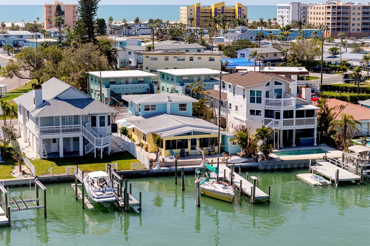 Beautiful Waterfront Home!