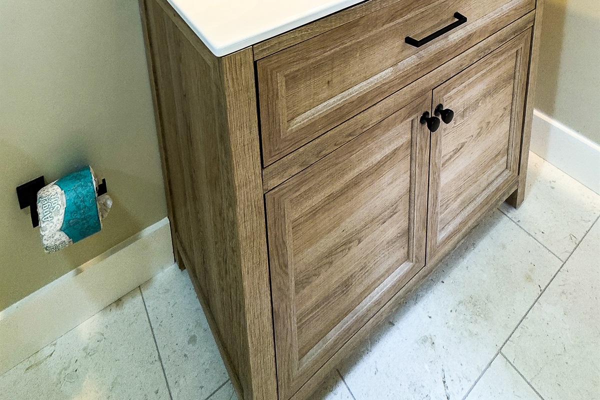 Ensuite Bathroom Downstairs