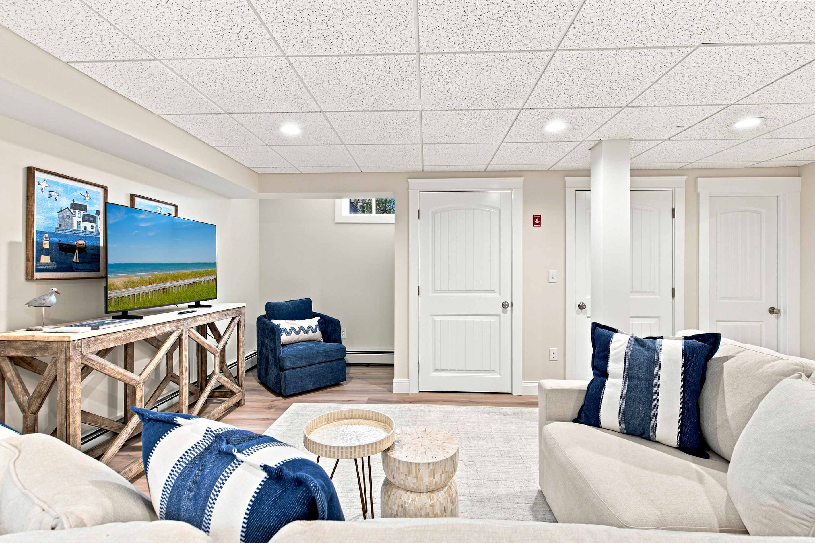 The lower-level living area gives your group an additional comfortable space for movies, games, and downtime.