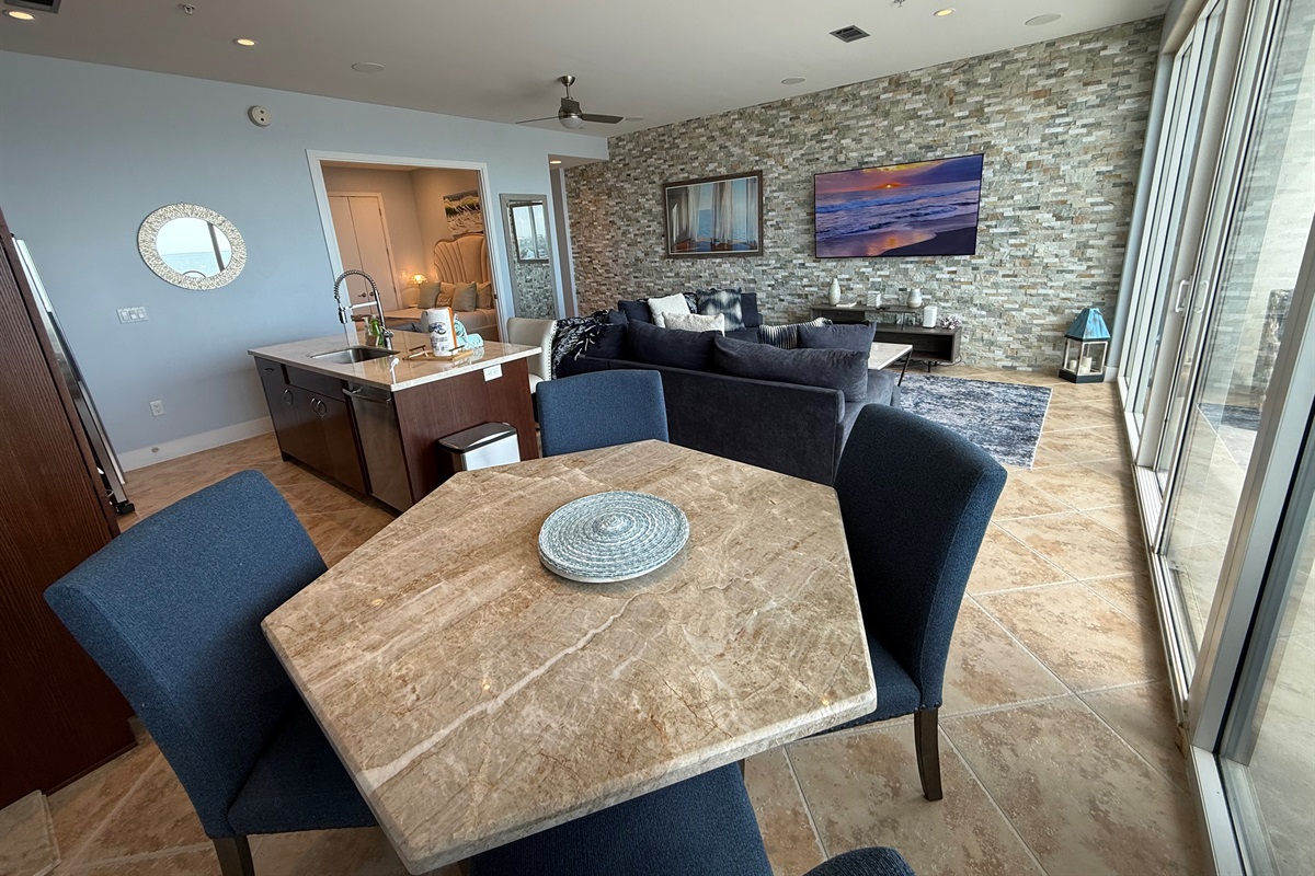 Oversized living with 75" Smart TV