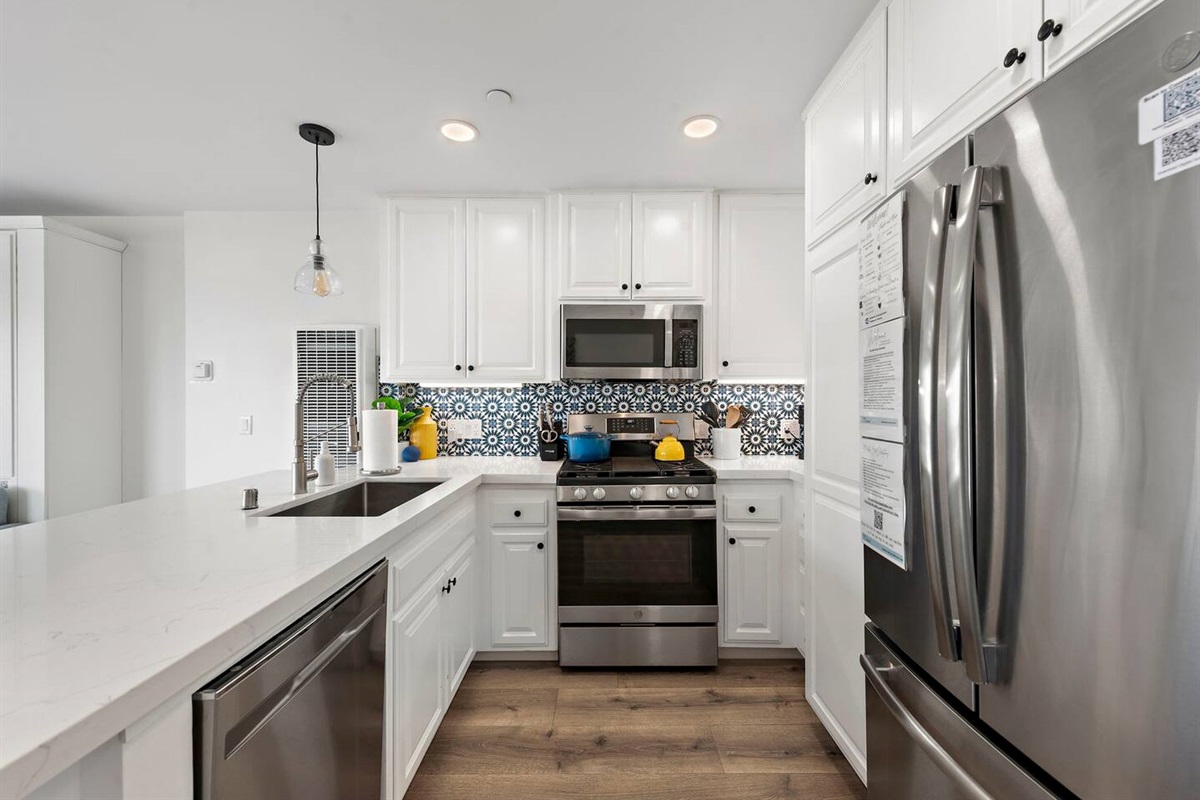 Fully remodeled in Aug 2021, the kitchen is fully equipped enough to prepare almost any meal. It also has granite countertops, new appliances, a fridge with filtered water and ice, and breakfast bar