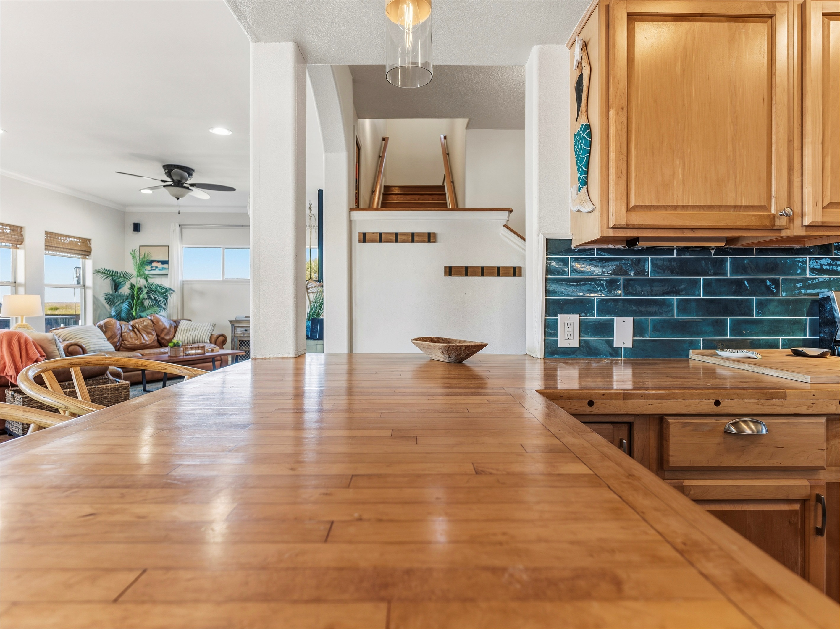 kitchen bar area