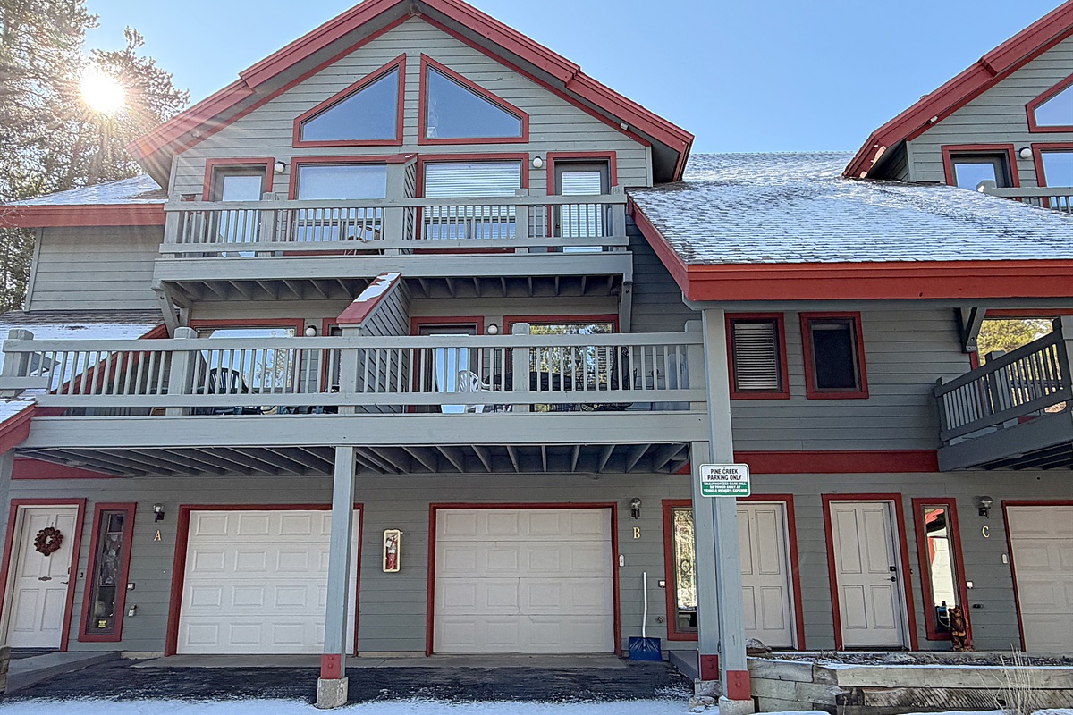 Exterior view of Columbine Pine Creek (on right).