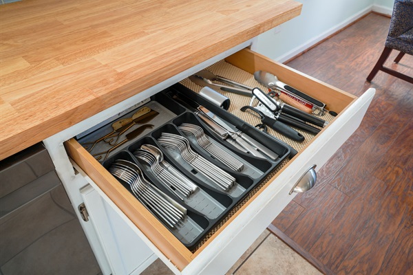 Full Silverware set