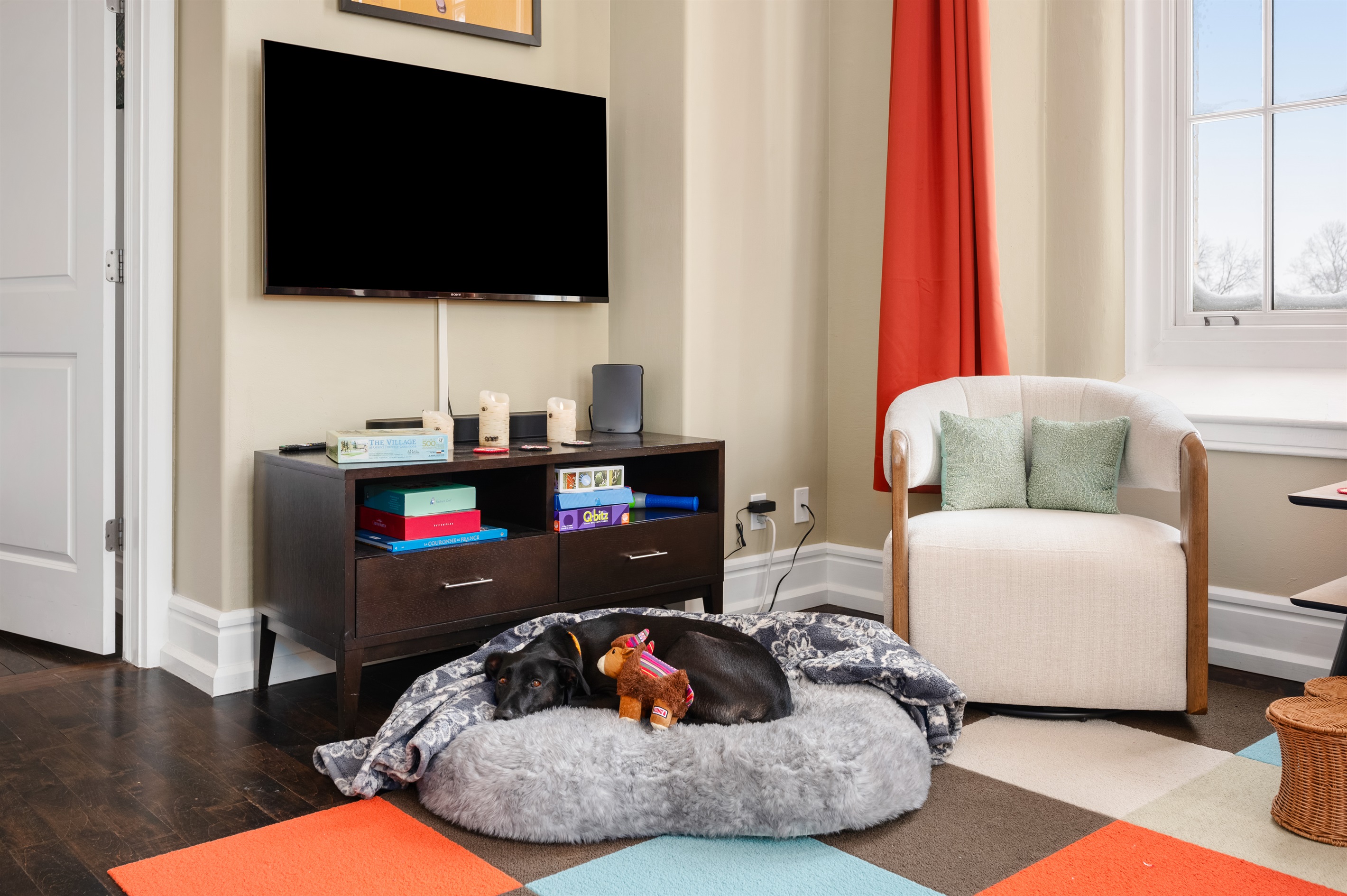 Comfortable Living Area