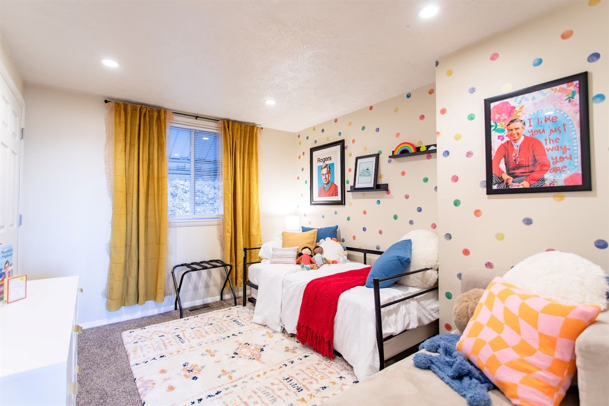Kids Friendly Room.