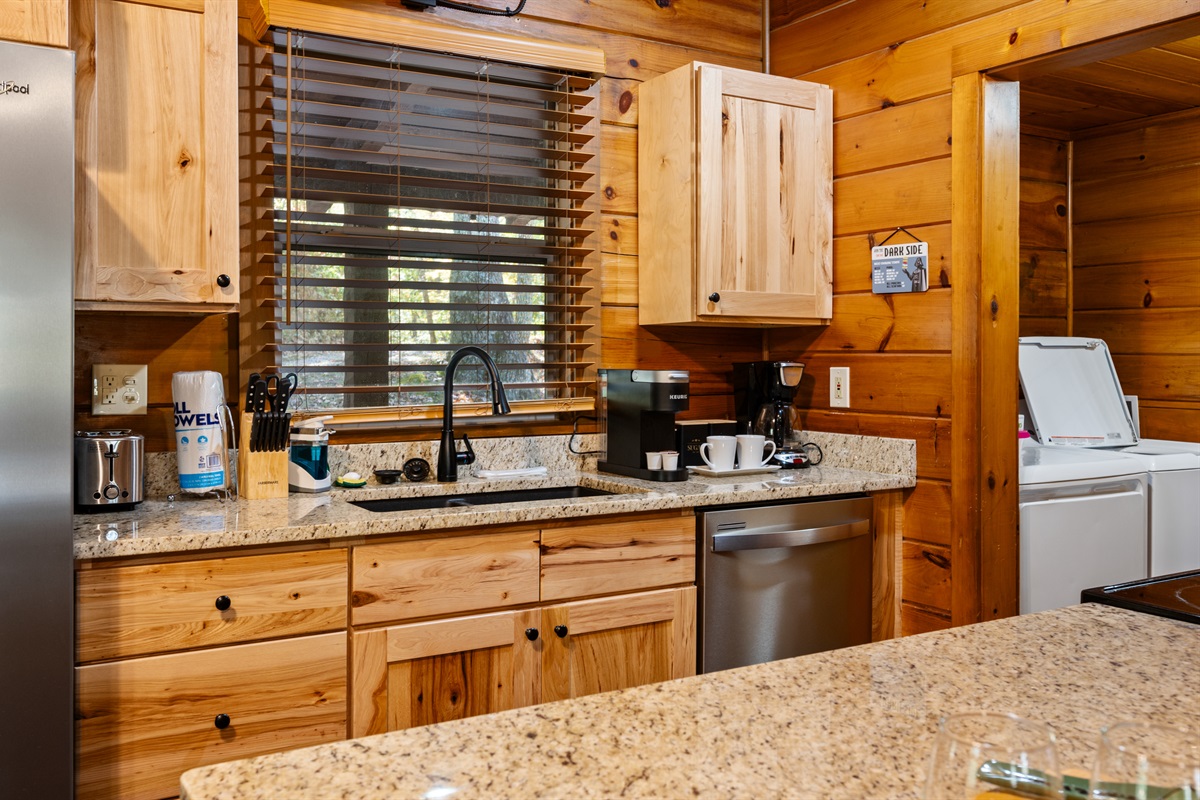 Fully Stocked Kicthen