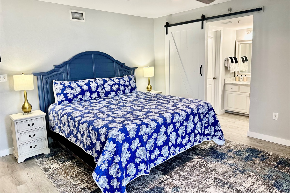 Your master retreat with a comfy king bed and Smart tv!