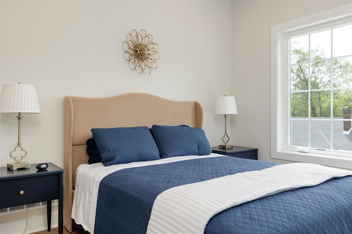 Queen Bedroom 1