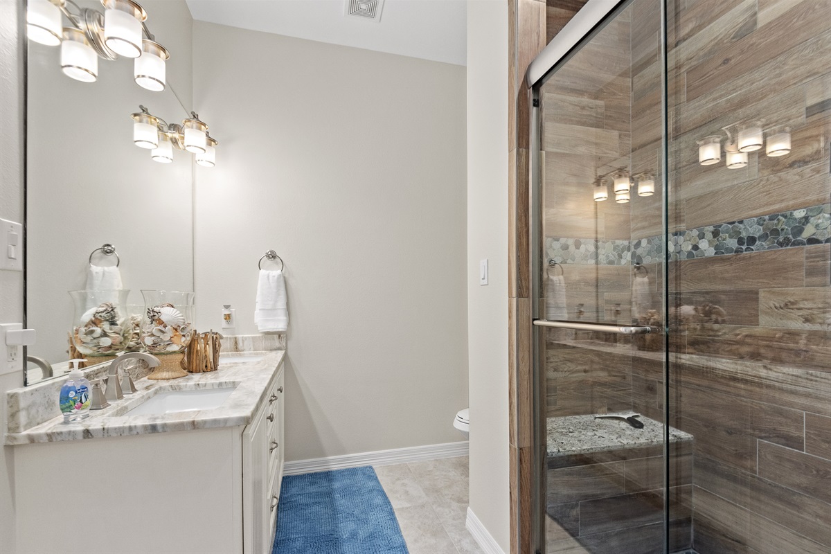 af22ee1d18394d89b542582edf575403 Large | Beachhouse | Texas | TX | Vacation Homes | Galveston | Crystal Beach | Kokomo | Breezy Days | Beachfront Elegance | Sunrise Serenity | Southern Sands Property Management, LLC