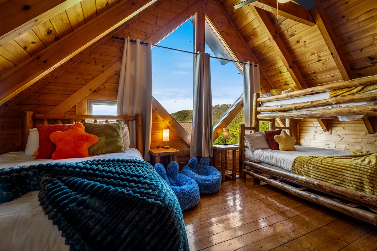 Bunk room with Queen Bed and full over queen bed