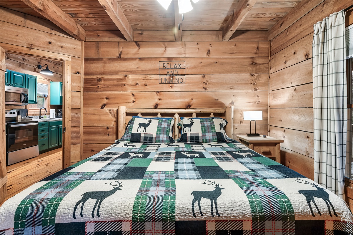 Sleep well in this cabin-style bedroom