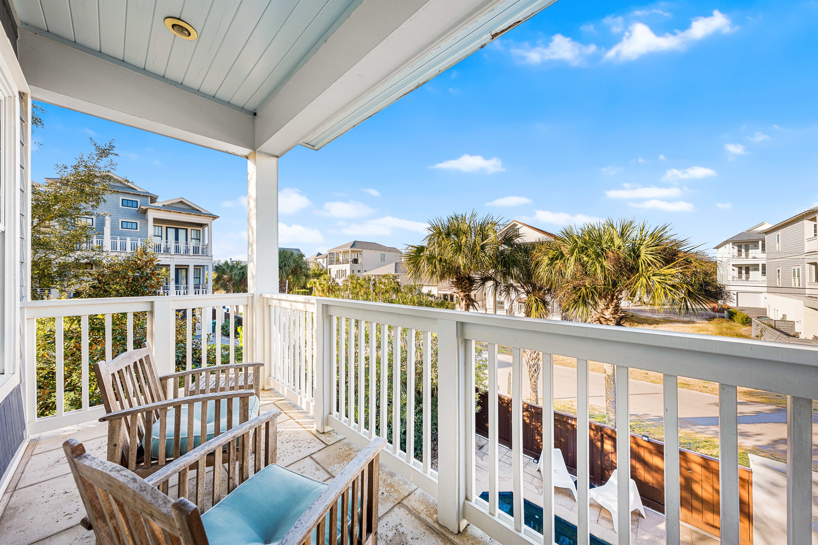 2nd Floor Balcony, Pool Side