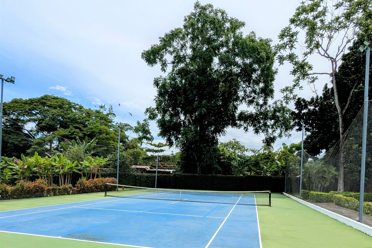 Tennis court for all to use. Reservations are necessary