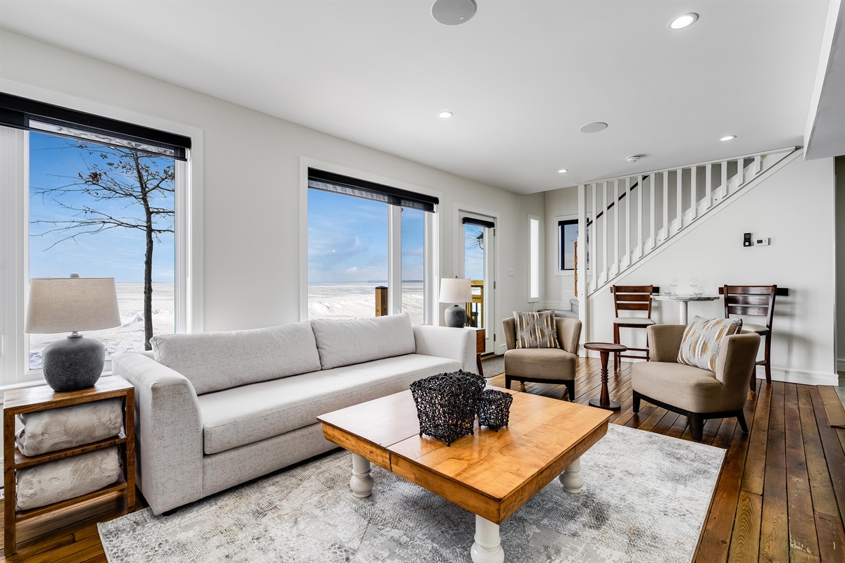 Bright, open living space with warm details.