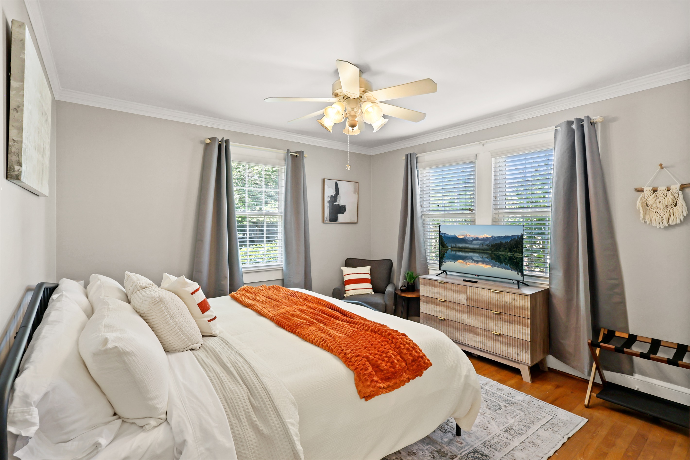 Bedroom with King Bed